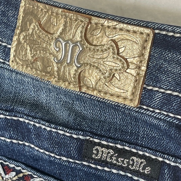 Miss Me Red Aztec Accent Jewel Bootcut Lowrise Jeans Size 29 Sequin Rhinestone - Picture 4 of 11